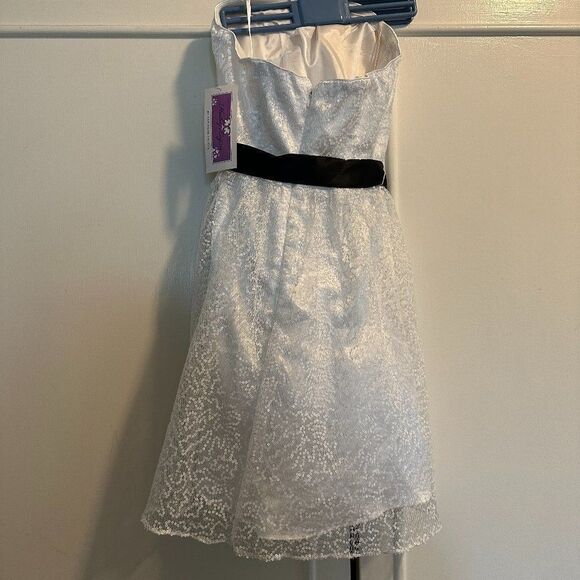 NWT Hailey Logan Formal Dress - Picture 5 of 5